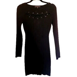 ALMOST FAMOUS Black Ribbed Lace-Up Mini — Size L